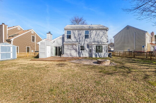 Building Photo - Beautiful home in Rock Creek