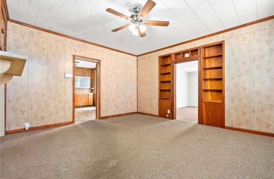 Building Photo - 107 Maple St