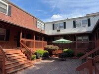 Building Photo - 3600 Charles Ct