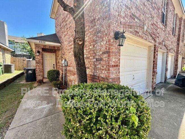 Primary Photo - 4008 Cottage Park Ct