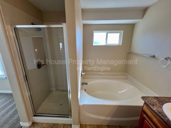 Building Photo - 5551 W 29th St