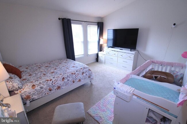 Building Photo - 7863 Apache Ridge Ct
