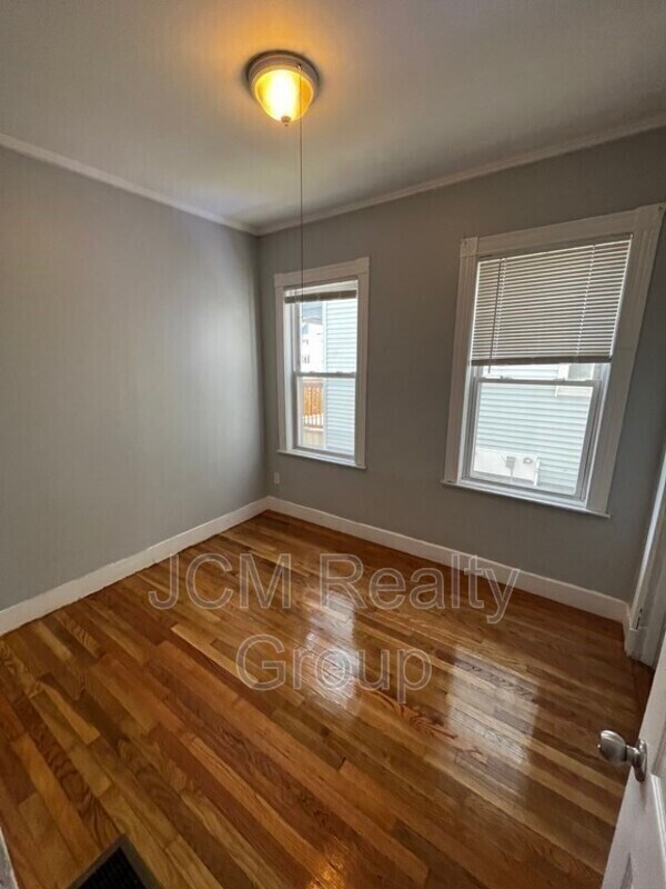 Building Photo - 155 Essex St