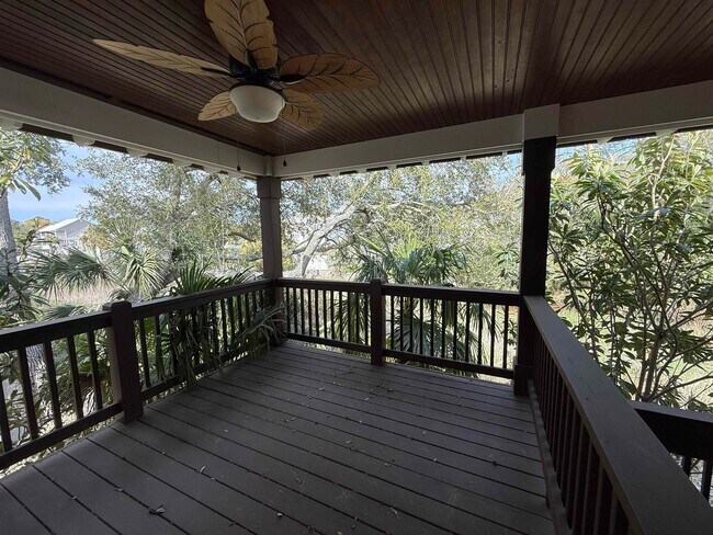 Building Photo - 1708 25th Ave N