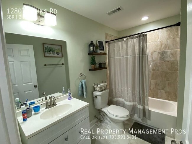 Building Photo - 12807 Kahns Rd