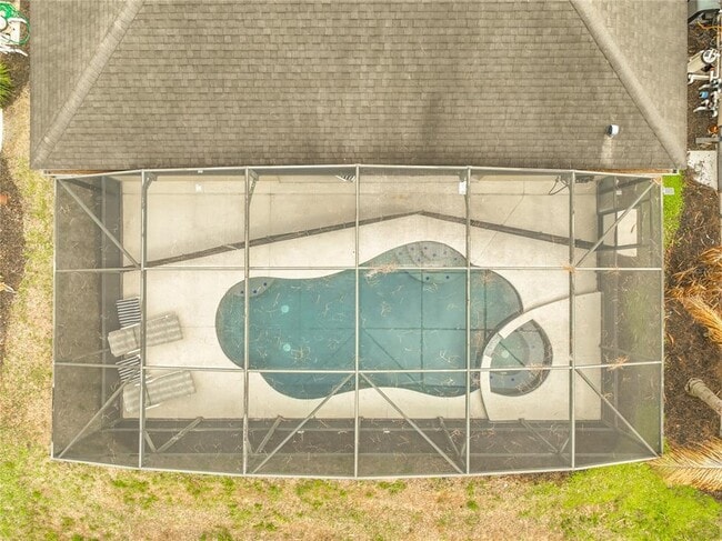 Building Photo - 520 Orista Dr