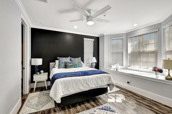 Building Photo - 536 S mallory Cir
