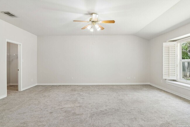 Building Photo - 1303 Bluff Forest