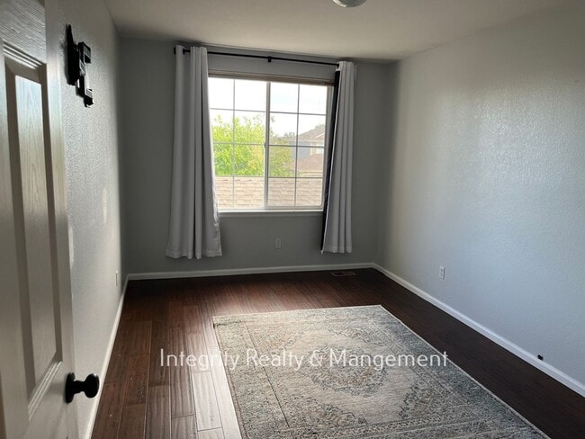 Building Photo - 17754 E Sundew St