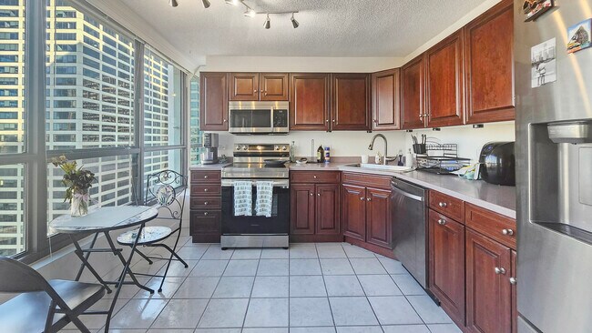 Building Photo - 405 N Wabash Ave