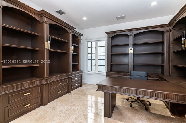 Building Photo - 1309 Middle River Dr