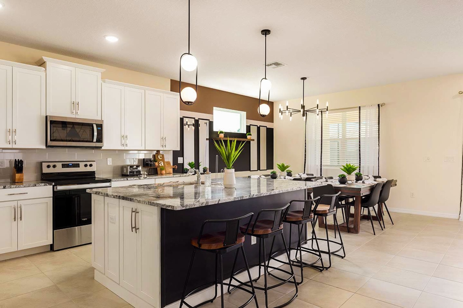 Building Photo - 8904 Tropical Hvn Ct