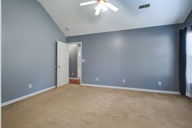 Building Photo - 7856 High Maple Cir