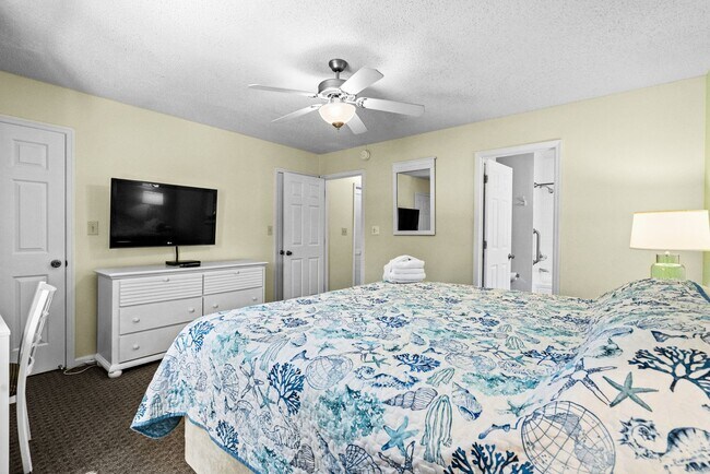 Building Photo - All Inclusive Seasonal Rental in Grand Pal...