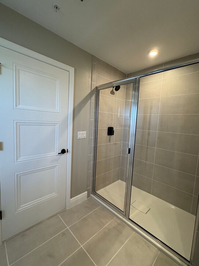 Building Photo - Elegant living in a vibrant, strategically located community—your perfect place to call home.