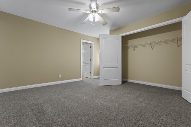 Building Photo - 149 Regency Point Path
