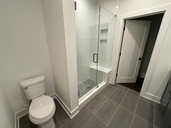 Building Photo - 201 New St