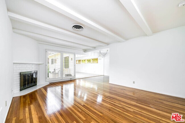 Building Photo - 11889 Tiara St