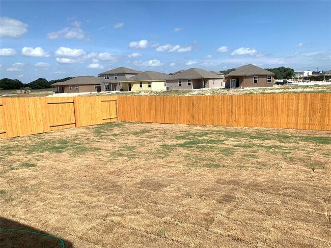 Building Photo - 112 Declaration Ln