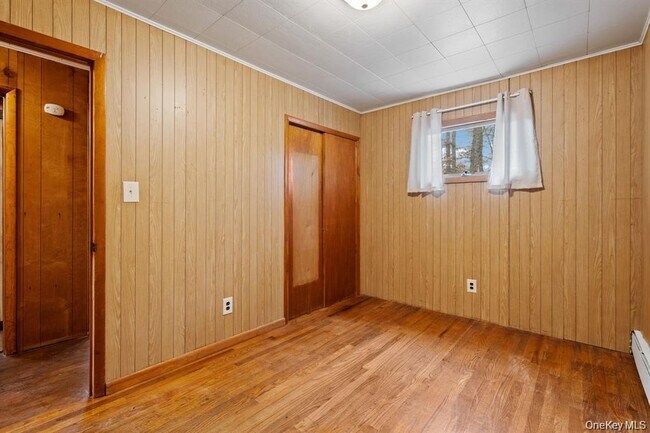 Building Photo - 7 Red Top Rd