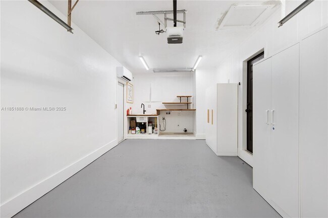 Building Photo - 9021 SW 178th Terrace