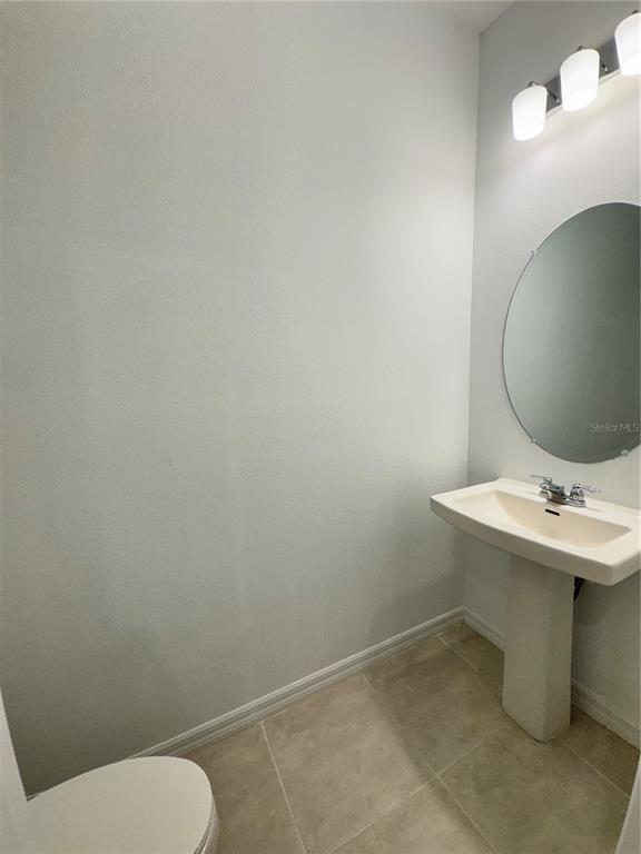 Building Photo - 1304 Drake Rdg Dr