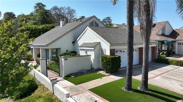 Building Photo - 29911 Running Deer Ln