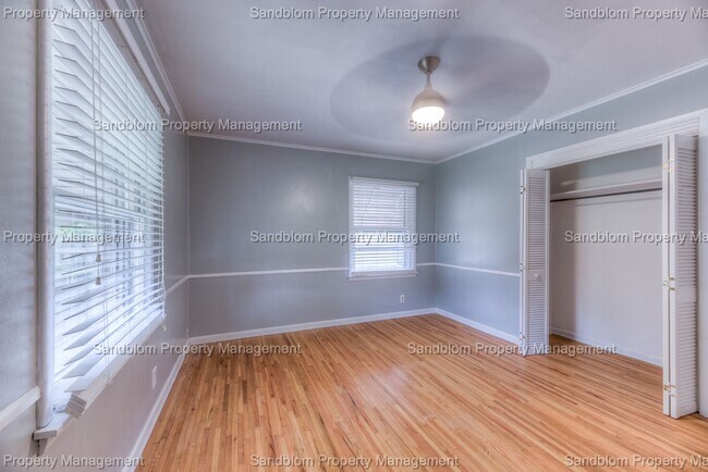 Building Photo - For Lease | Tulsa | 3 Bedroom, 1 Bath | $1...