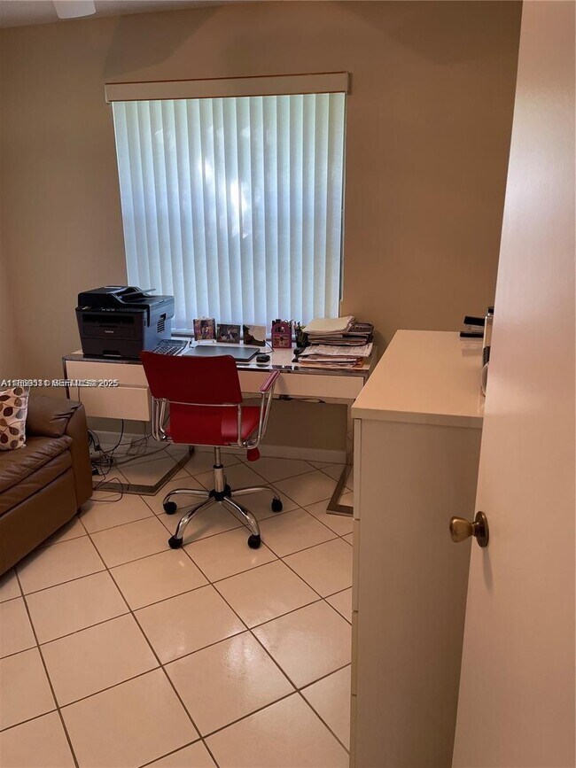 Building Photo - 5133 Brisata Cir