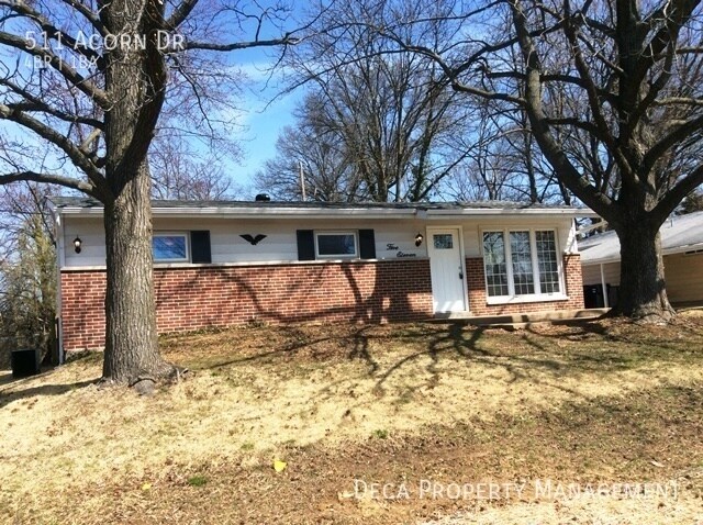 Primary Photo - 4 Bedroom House in Lindbergh School District!