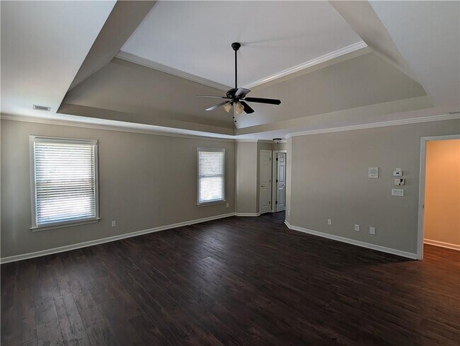 Building Photo - 4492 Chattahoochee Plantation Dr SE