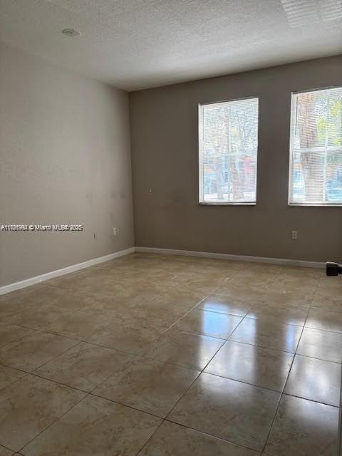 Building Photo - 2111 Shoma Dr