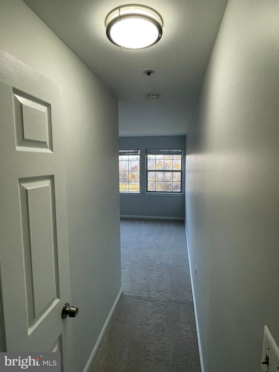 Building Photo - 8375 Montgomery Run Rd