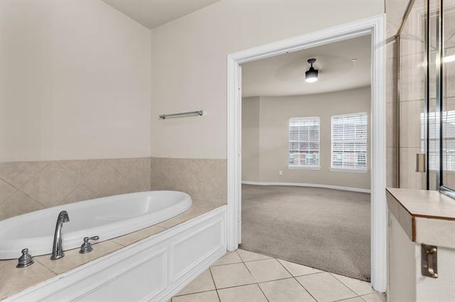 Building Photo - 2500 Rockbrook Dr