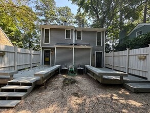 Building Photo - 1423 Wake Forest Rd