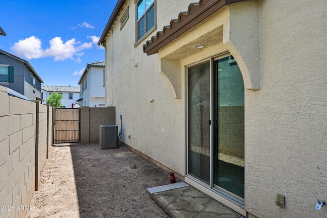 Building Photo - 4035 S 58th Ln