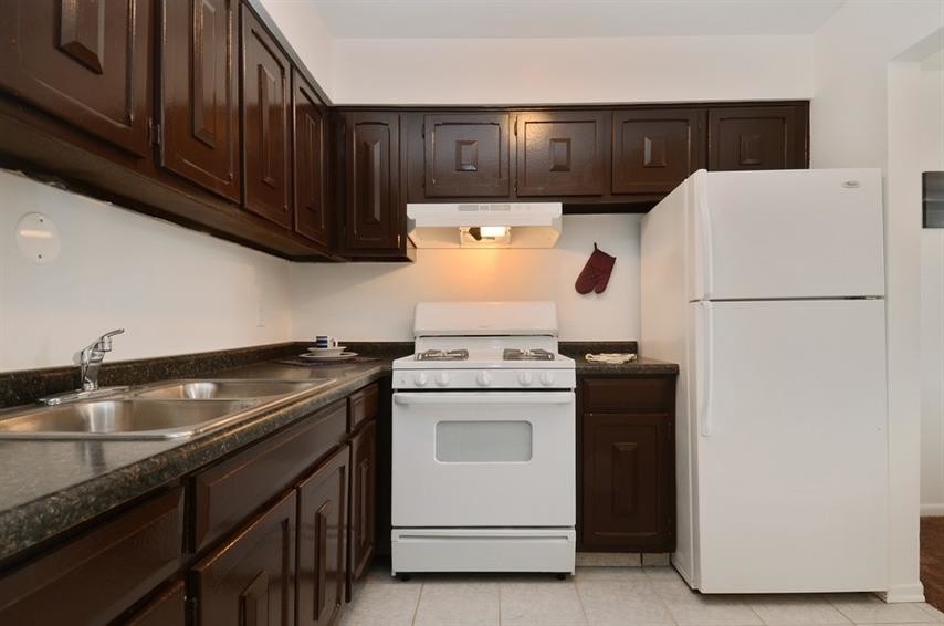 Cedars Apartments 3417 N Rybolt Ave Indianapolis IN 46222 Apartment Finder