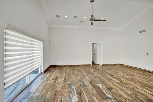 Building Photo - 21760 Contado Rd