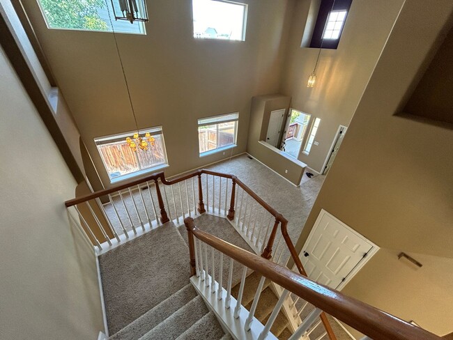 Building Photo - A Gem in Highlands Ranch