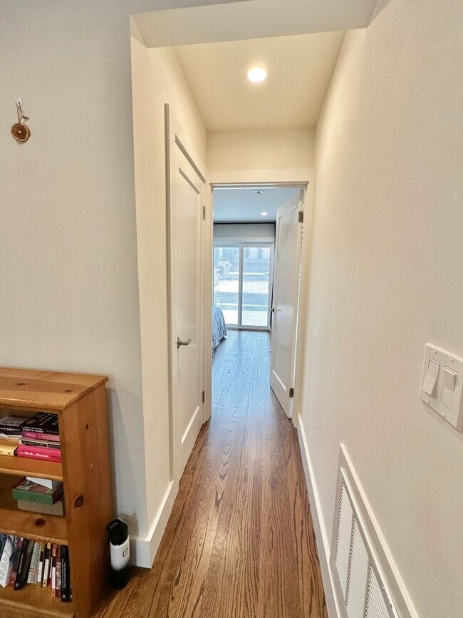 Building Photo - Lovely 3bd/2bth Home in The Sunset