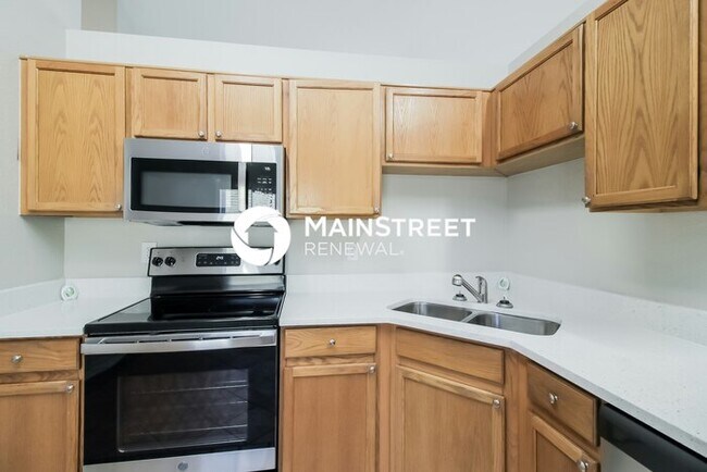 Building Photo - 3 Bedroom Pet-Friendly Home in MINNEOLA, FL with Main Street Renewal
