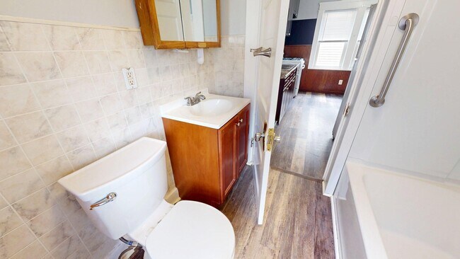 Building Photo - 3590 W 47th St