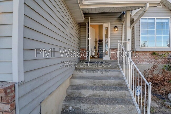 Building Photo - 794 E Savannah Ct