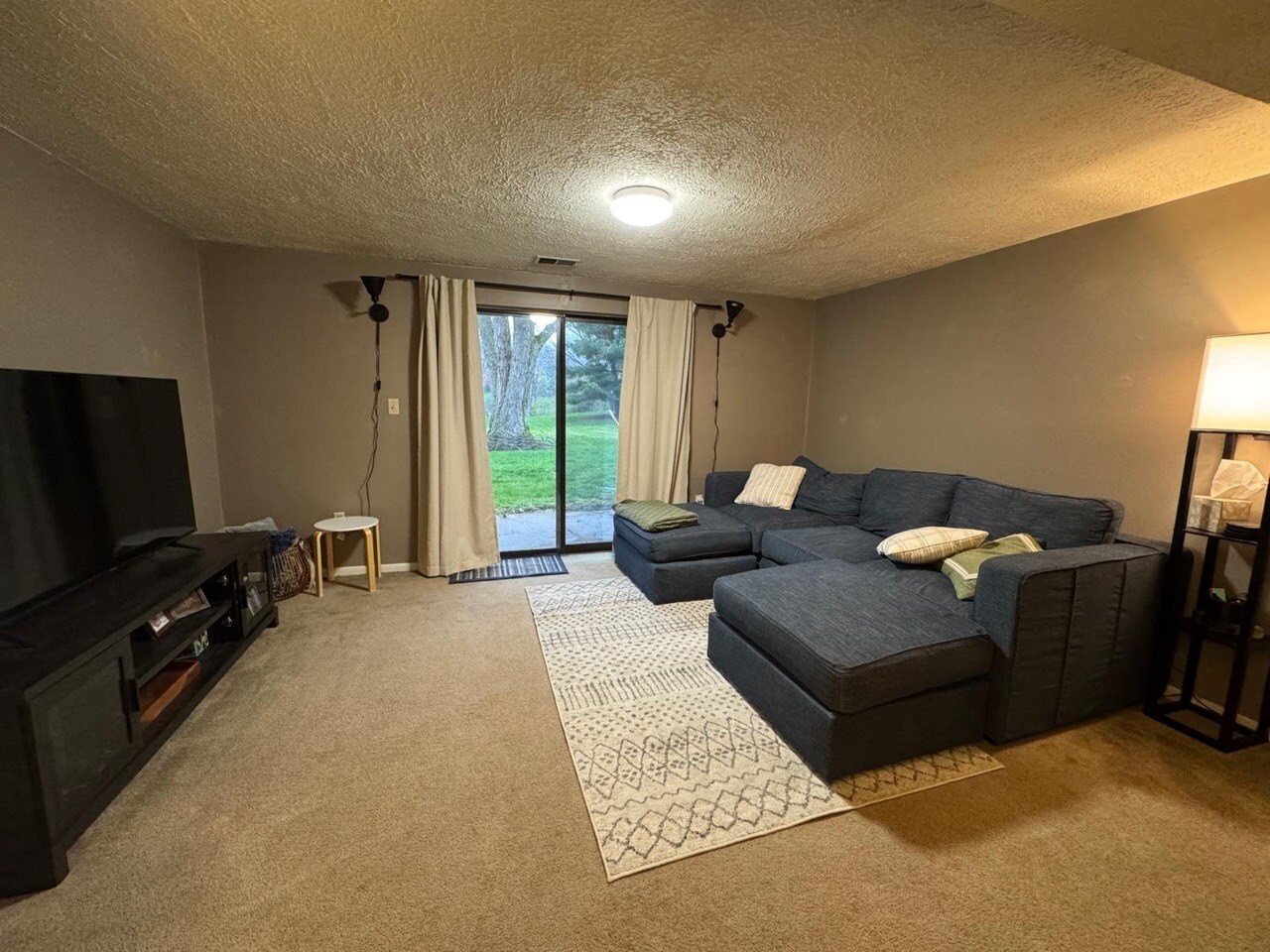 Building Photo - 307 Brookside Ln