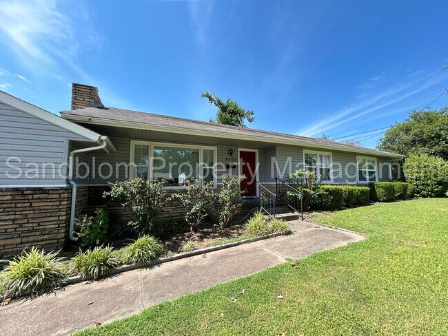 Building Photo - FOR LEASE | Midtown Tulsa | Available Now!