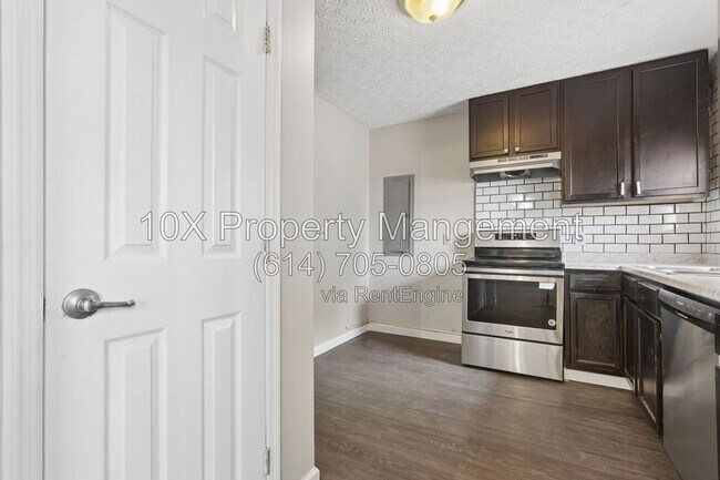 Building Photo - 1015 Lockbourne Rd