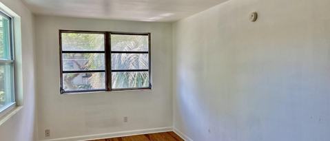 Building Photo - 1265 W 26th St