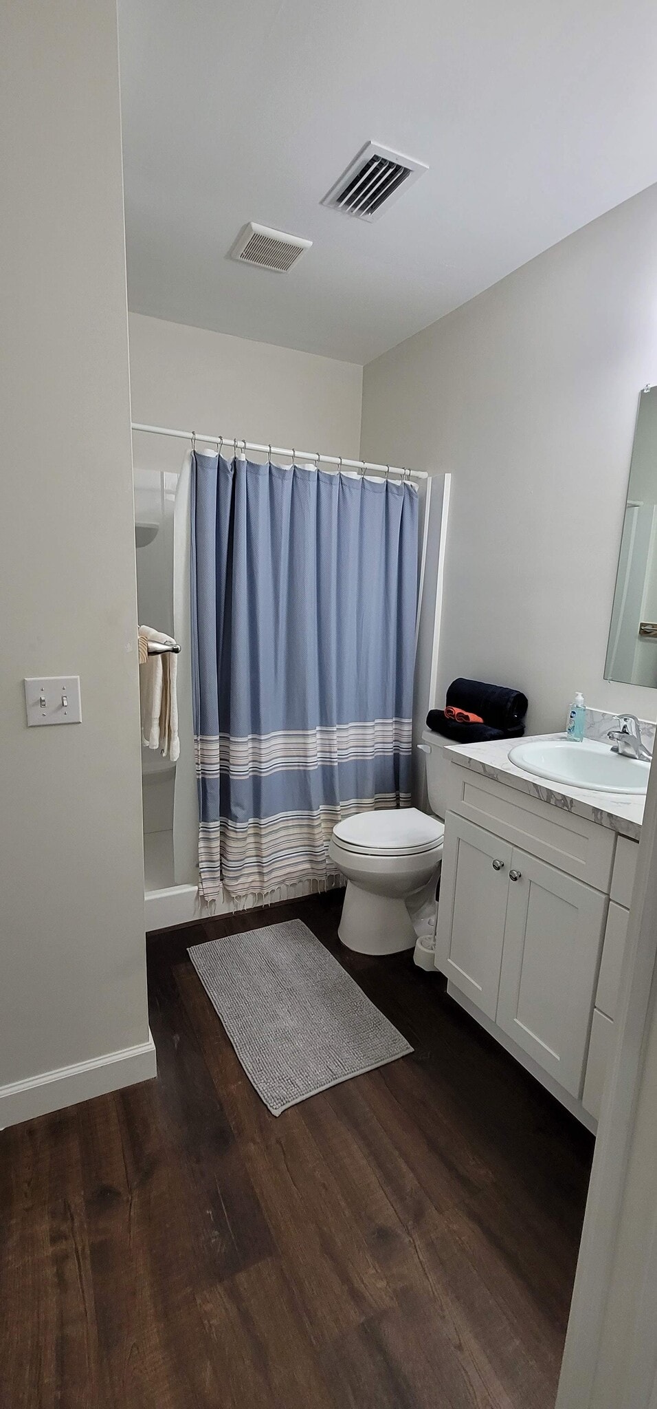 Building Photo - 1616 20th St SW