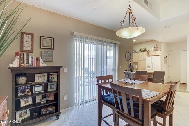 Building Photo - 8074 W Beck Ln