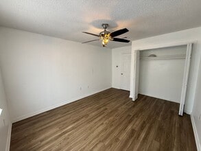 Building Photo - 2BD 2BA FLAT APARTMENT